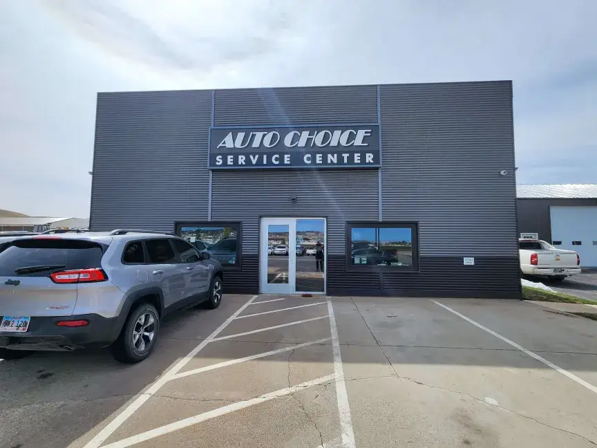 Front entrance of the Auto Choice Service Center building in Spearfish
